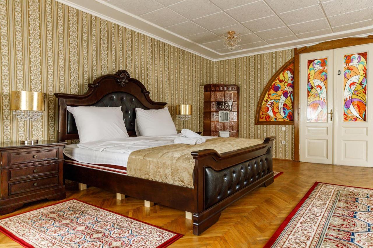 Imperial Boutique Apartamento Braşov Exterior foto