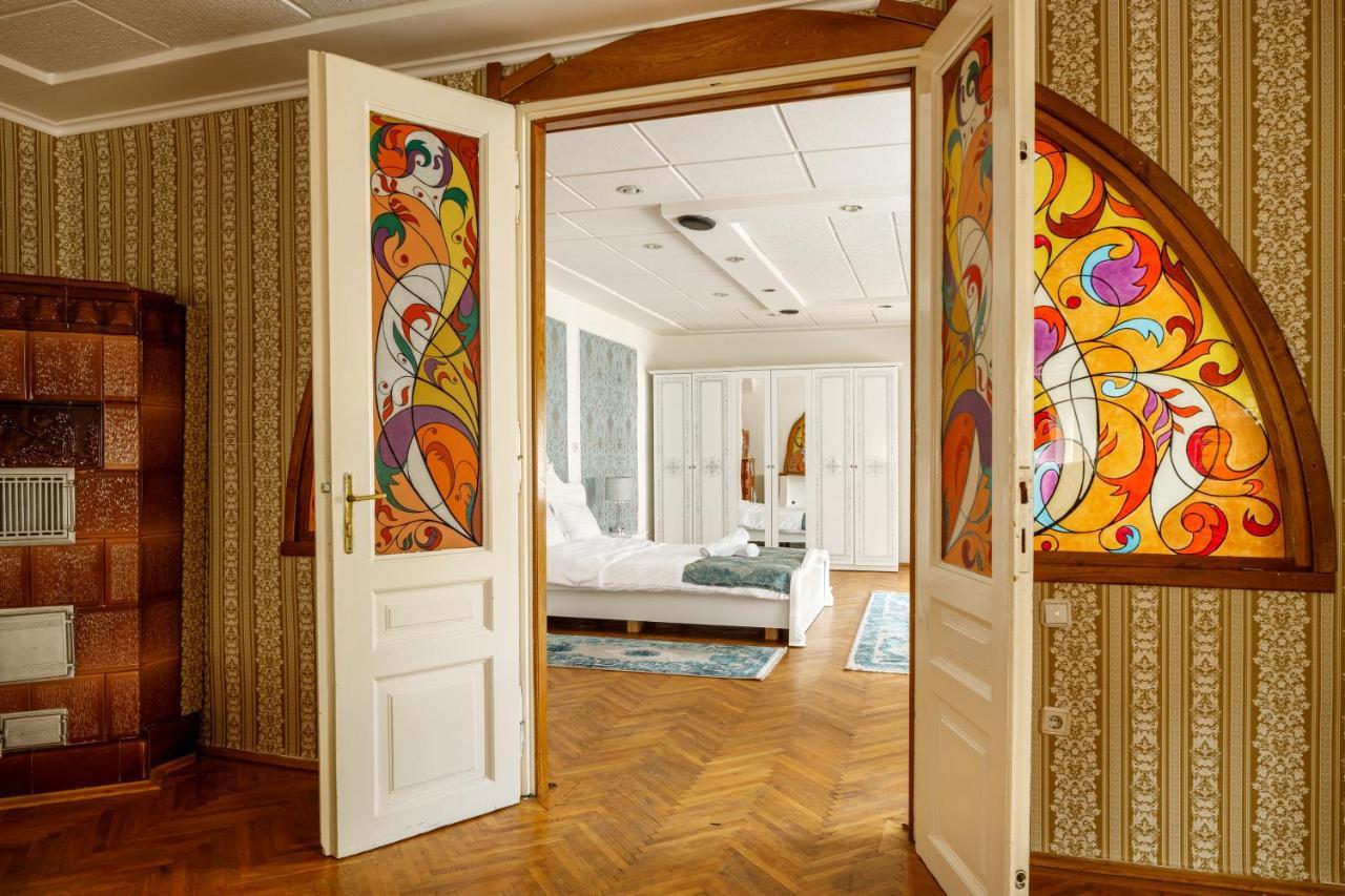 Imperial Boutique Apartamento Braşov Exterior foto